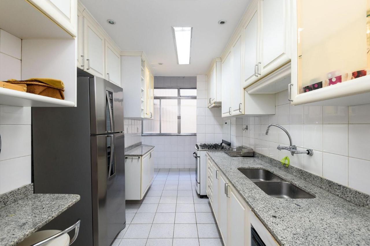 Apartamento Omar Do Rio - Bm 405 Espaçoso 3 Quartos Com Garagem, No Leblon Próximo A Dias Ferreira, Internet 240mbps, Smart Tv, 05 Minutos A Pé Da Do Leblon E Do Metrô *