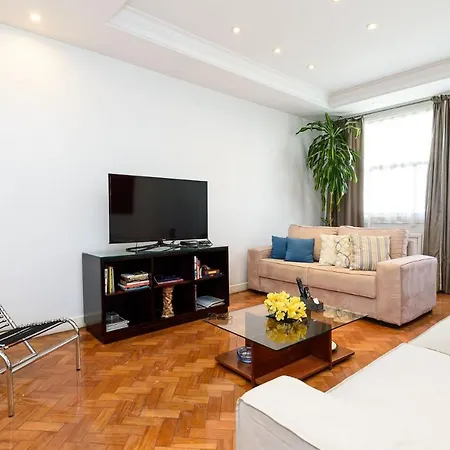Omar do Rio - BM 405 Espaçoso 3 Quartos com Garagem, no Leblon próximo a Dias Ferreira, Internet 240mbps, Smart TV, 05 minutos a pé da Praia do Leblon e do Metrô Río de Janeiro Exterior foto